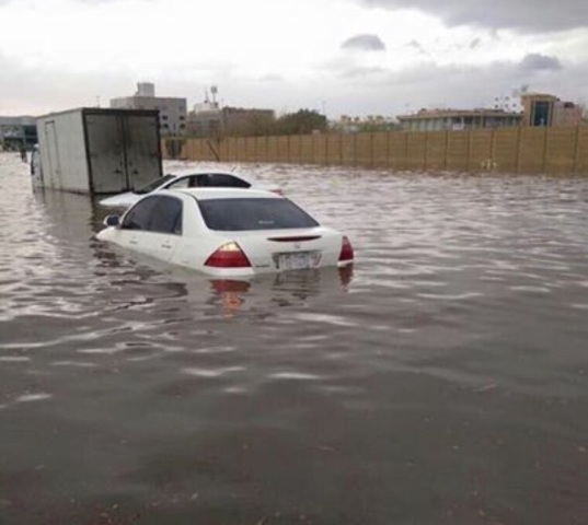8 die as heavy rains lash Jeddah, Saudi Arabia